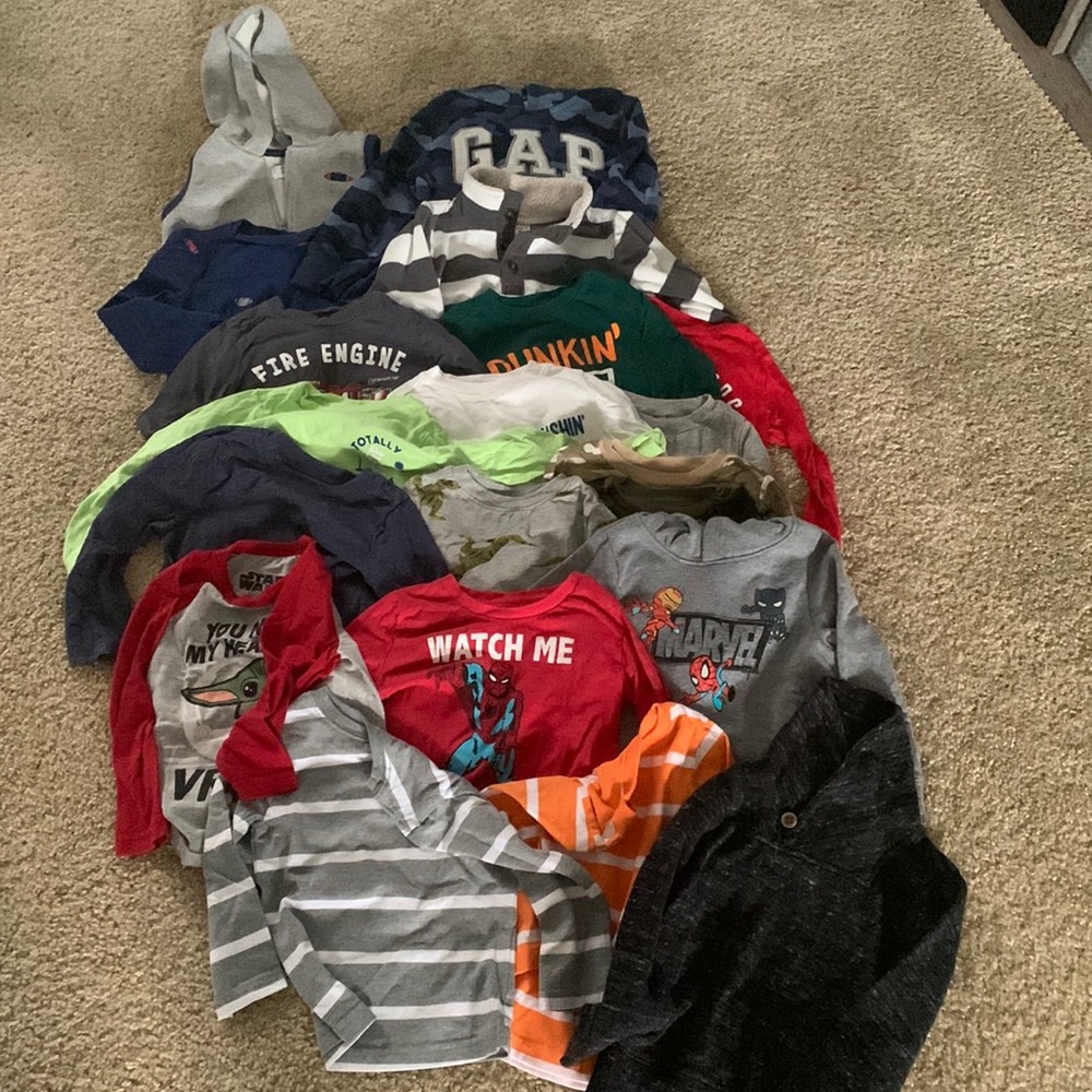 3t long sleeve and sweatshirt bundle